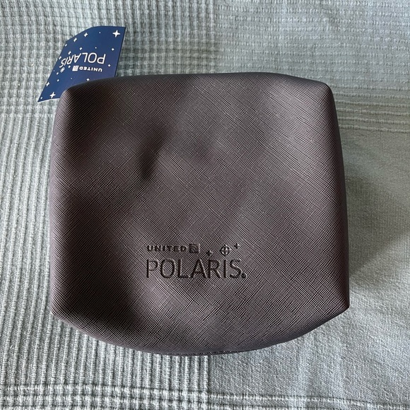 COPY - United airline business polaris class travel amenity kits - Picture 1 of 3